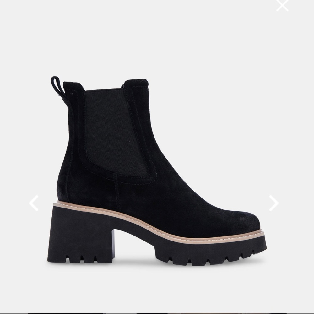 NWT Dolce Vita Hawk H2O Booties in Onyx
Suede Size 9